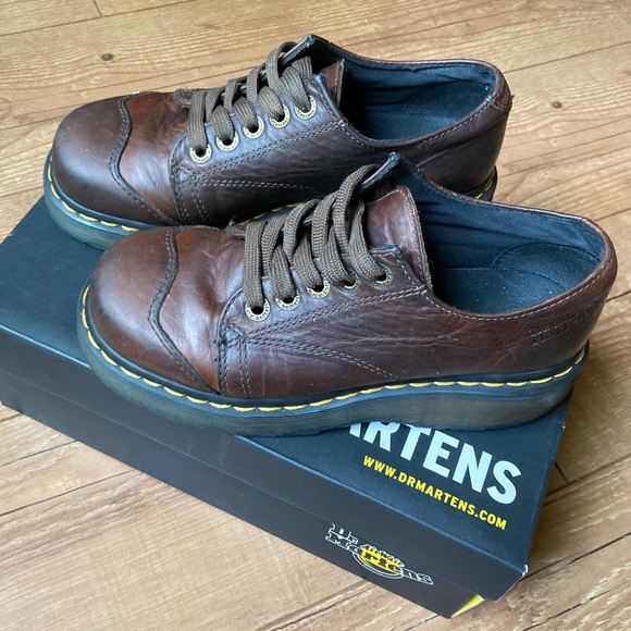 Dr. Martens brown leather Oxford shoes size 7 - Picture 5 of 13